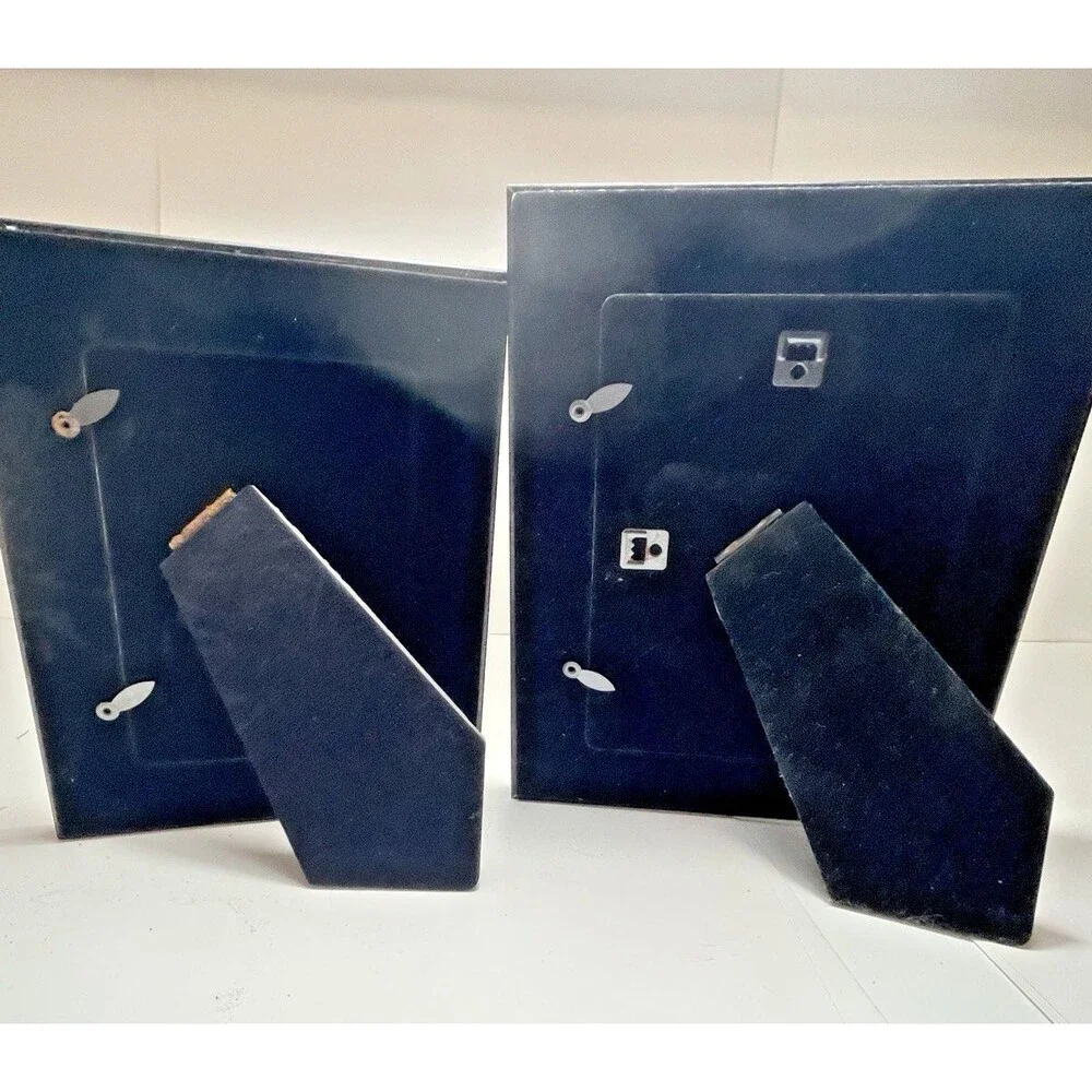 Lot of 2 Wood‎ Picture Frames 4